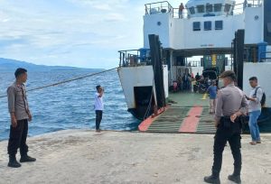 Antisipasi Tindak Pidana: Polisi Tingkatkan Pengamanan di Pelabuhan Feri Wainana