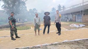 Sinergitas TNI Polri di Sukabumi Sambang warganya Ciptakan Rasa Aman