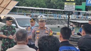 Polres Paser Jemput dan Kawal Rombongan Latsitarda Nusantara dari Pelabuhan Semayang Balikpapan Menunu Kab Paser.