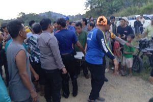 Kolaborasi Polres Malinau dan Tim SAR Gabungan Berhasil Temukan Korban Hanyut di Sungai Tajan