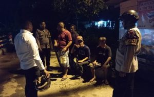 Polsek Baguala Gelar Patroli Malam, Himbau Masyarakat Kembali ke Rumah