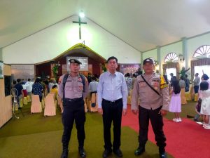 Aipda S. Triyadi Memastikan Pengamanan Ibadah Kenaikan Isa Almasih di Gereja Bethel Indonesia
