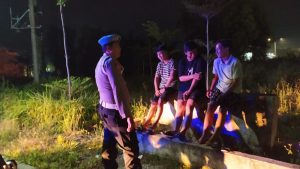 Polsek Socah Polres Bangkalan Gelar Patroli, Himbau Remaja Keluyuran Malam Hari