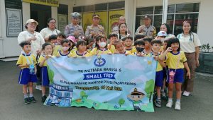 Polisi Sahabat Anak, Polsek Pasar Kemis Terima Kunjungan Siswa TK Kusuma Bangsa