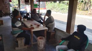 Personil Polsek Biru Biru Polresta Deli Serdang Sambangi Masyarakat Kecamatan Biru-Biru Untuk Berikan Himbauan dan Edukasi Manfaat Bendungan Lau Simeme