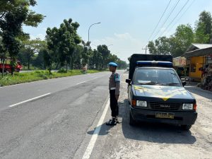 Ciptakan Keamanan, Polsek Burneh Polres Bangkalan Lakukan Patroli Jalur Wisata Area Suramadu