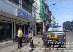 Pers Polsek Medan Kota, Aiptu Zulkarnain dan Aipda E. Pardede melaksanakan kegiatan sambang ke Bank BCA Jl. Rahmadsyah