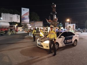Upaya Ciptakan Keamanan &amp; Kenyamanan Pengguna Jalan, Sat Lantas Polres Rembang Rutin Gelar Blue Light Patrol Malam Hari