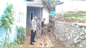 Bhabinkamtibmas Desa Buniwangi Polsek Palabuhanratu Polres Sukabumi Tingkatkan Kesadaran Warga dalam Sambang Desa di Palabuhanratu