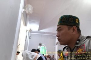 Safari Subuh di Masjid Jami Albarokah, Upaya Anggota Polsek Nyalindung Polres Sukabumi Menguatkan Kamtibmas dan Silaturahmi