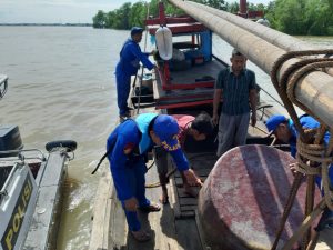 Dalam Memelihara Keamanan di Perairan Sat Polairud Polres Tanjung Balai Laksanakan Patroli Humanis
