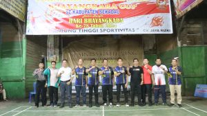 Kapolres Sekadau Buka Turnamen Badminton dalam Rangka Hari Bhayangkara ke-78
