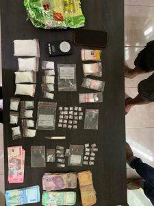 Kapolsek Perdagangan Grebek Pesta narkoba, tujuh orang diamankan, ada sabu 293,59 gram
