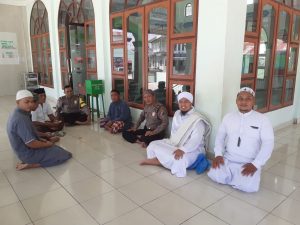 Polsek Bangun Gelar Jumat Curhat dan Barokah di Masjid Al Irsyad, Nagori Bangun