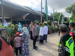 Personil Polsek Lakukan Pengamanan Pengajian Rutin Ahad Kliwon Pimpinan Anak Cabang Muslimat NU Kalidawir
