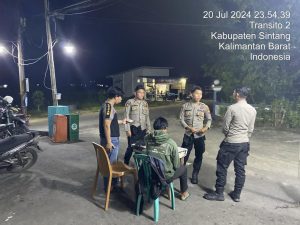 Dalam Upaya Mencegah Gangguan Kamtibmas, Unit Smapta Polsek Sintang Kota Gencar Laksanakan Patroli