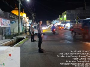 Polisi Gelar Operasi Blue Light dan Pengaturan Lalu Lintas di Padang Bolak