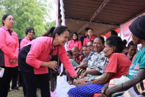 Kunjungan Kerja Ketua Umum Bhayangkari ke Jayapura, Fokus pada Kesehatan dan Pendidikan