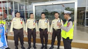 Satlantas Polres Prabumulih IPTU Nin Wirana melaksanakan sambang kepada security di citimal Kota Prabumulih