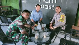 Bhabin Kamtibmas dari Kelurahan Manggar, Polsek Balikpapan Timur Memperkuat Sinergi TNI-Polri