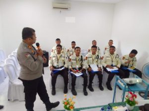Tingkatkan Kemampuan Satpam PT. CLMN  Sat Binmas Polres  OI Gelar Pelatihan Serta Pembinaan
