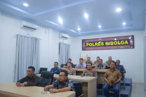 PJU Polres Sibolga Laksanakan Nobar Wayang Kulit, Dalam Rangka Hari Bhayangkara Ke-78