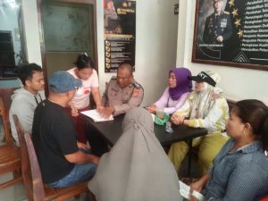 Polsek Sibolga Sambas Dan Bhabinkamtibmas Kelurahan Pancuran Pinang Polres Sibolga, Selesaikan Kasus dengan Problem Solving