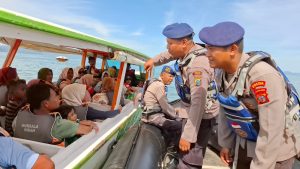 Memelihara Keamanan Di Perairan Sat Polairud Polres Sibolga Laksanakan Patroli Dialogis
