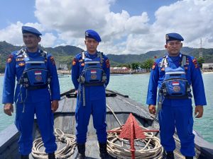 Mewujudkan Kamtibmas Di Lingkungan Warga Nelayan, Personel Sat Polairud Polres Sibolga Patroli Dialogis