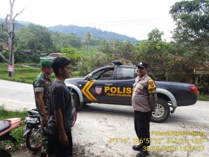 Polsek Nyalindung Polres Sukabumi Gelar Patroli Dialogis untuk Menjaga Kamtibmas