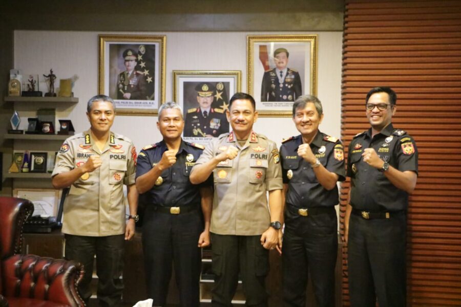 Kapolda Sulsel Terima Audiensi Kepala Kanwil Bea Cukai Sulawesi Selatan